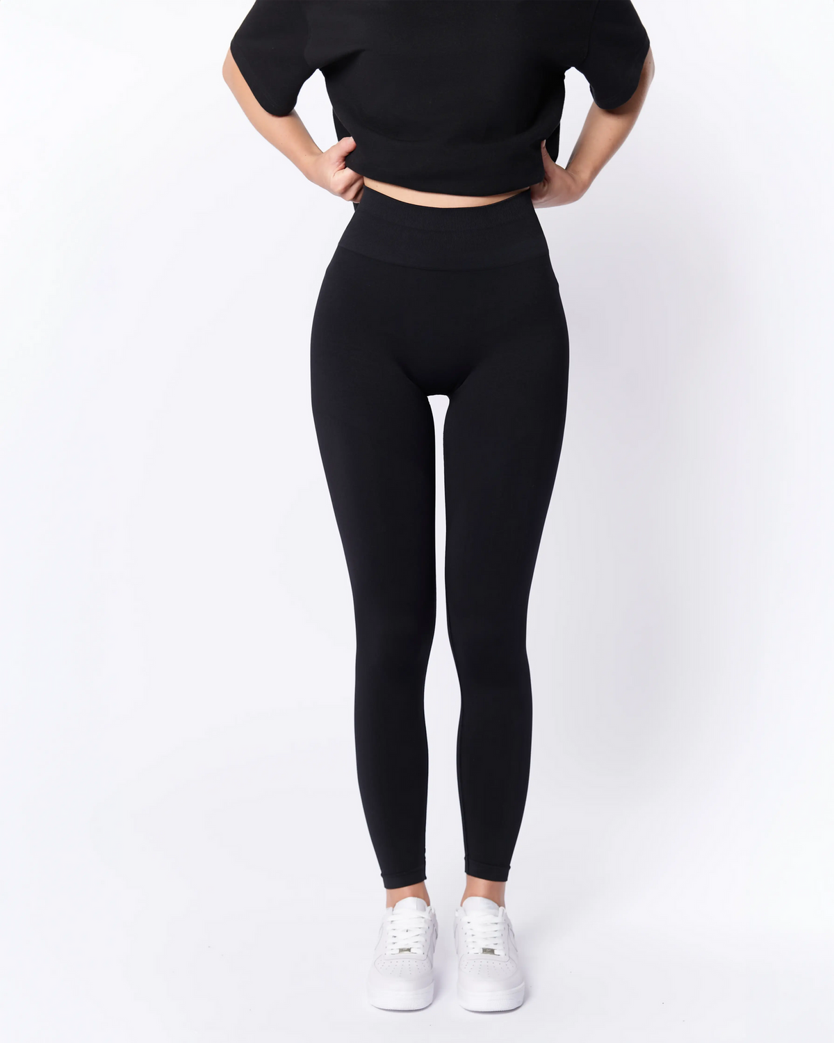 AVANA Black — Originalfoto 1